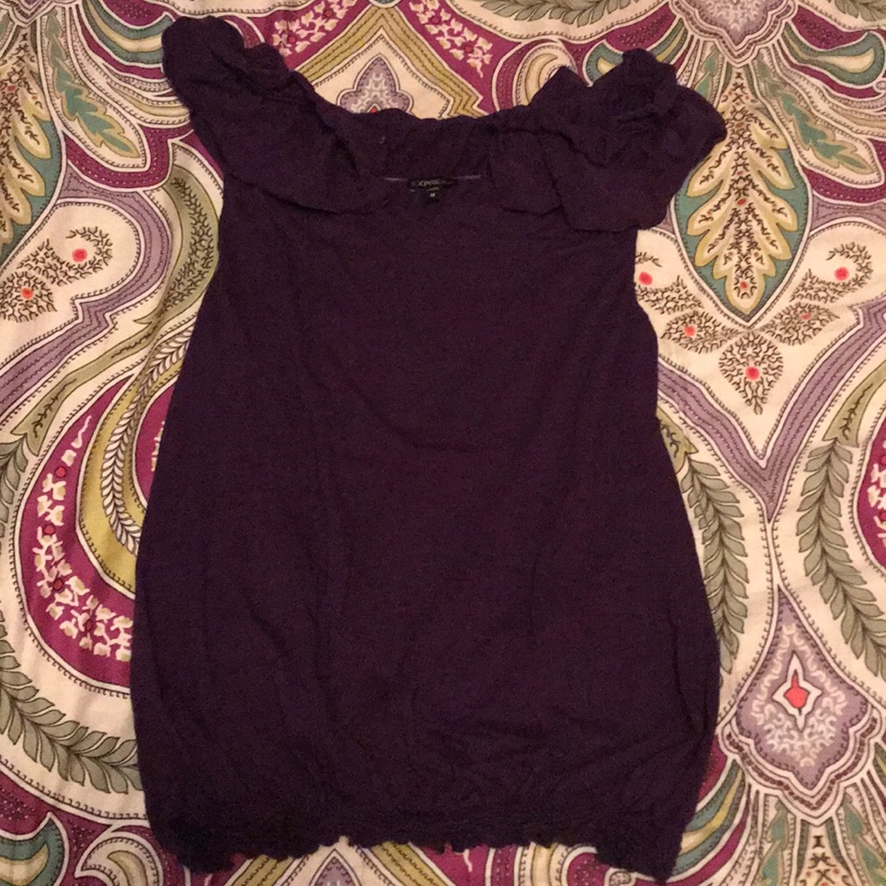 V neck tank top with cinched waist